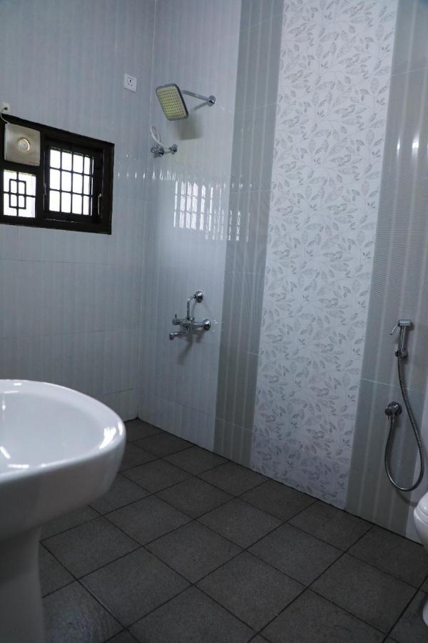 Castle Home Stays Udupi Esterno foto